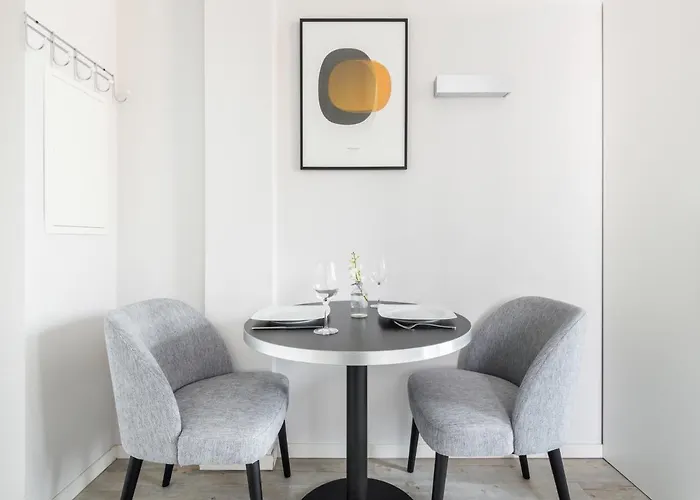 Numa Frankfurt Blau 4*